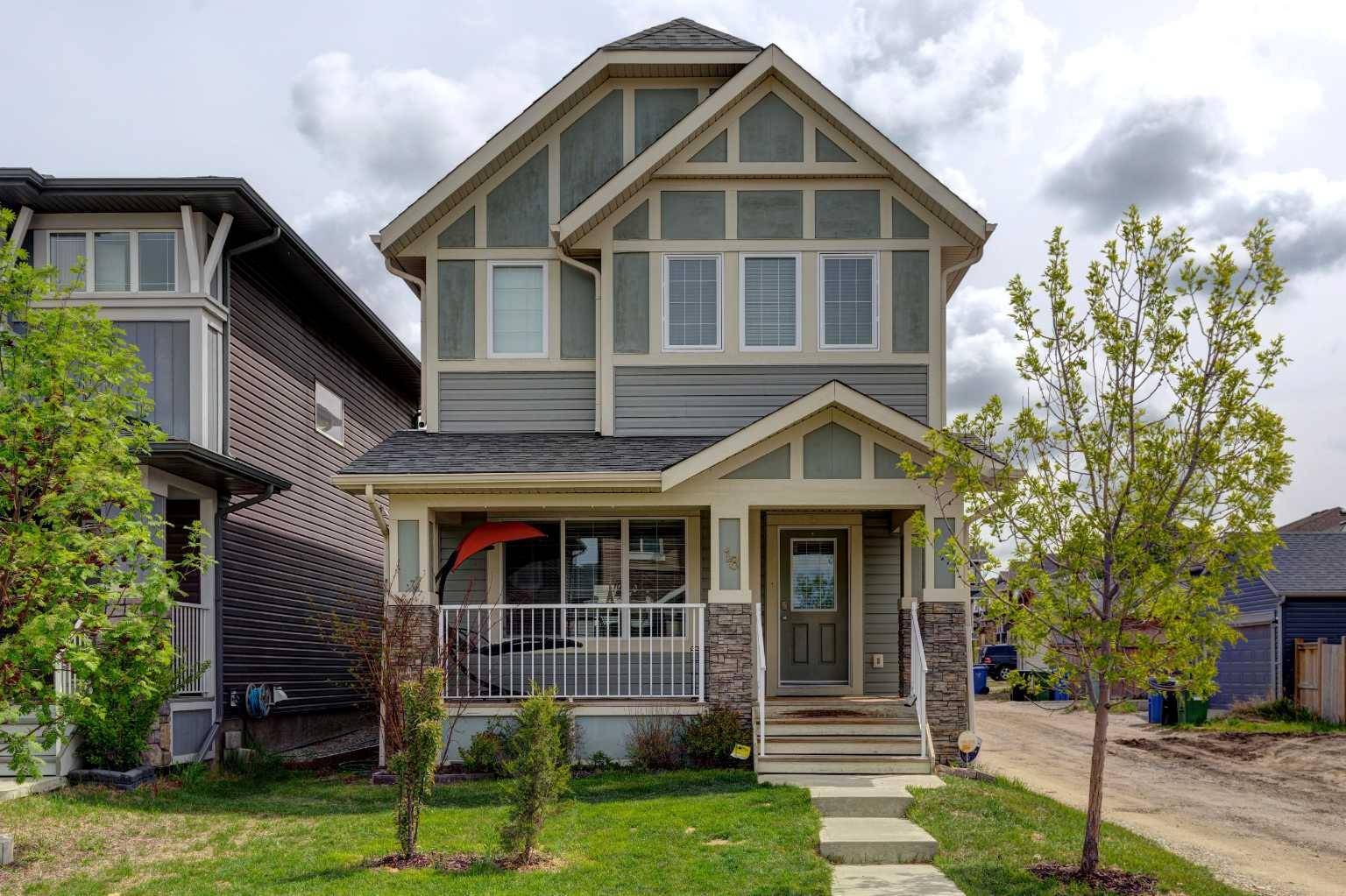 Calgary, AB T2X0X9,18 Legacy Common SE