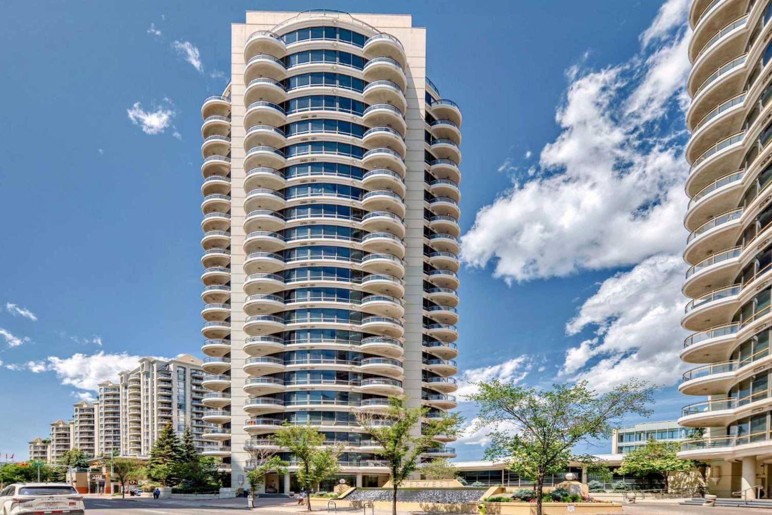 Calgary, AB T2P 5N3,1088 6 AVE SW #703