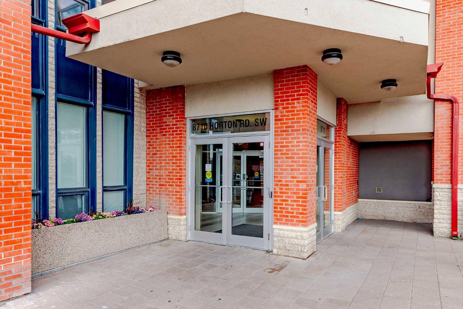 Calgary, AB T2V 0P7,8710 Horton RD SW #714