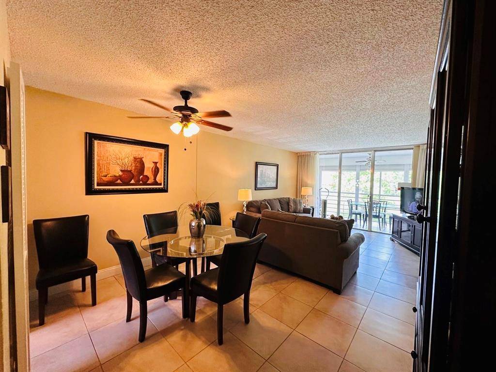 Lauderdale Lakes, FL 33313,[StreetName,UnitNumber,StreetNumber,StreetDirPrefix]