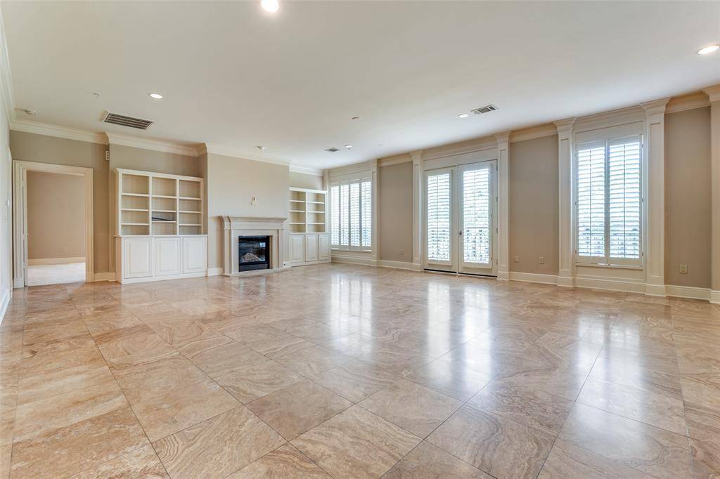 Dallas, TX 75225,6605 Bandera Avenue #3A