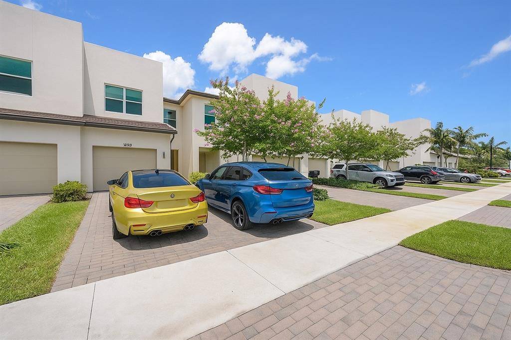 Lake Worth, FL 33467,[StreetName,UnitNumber,StreetNumber,StreetDirPrefix]