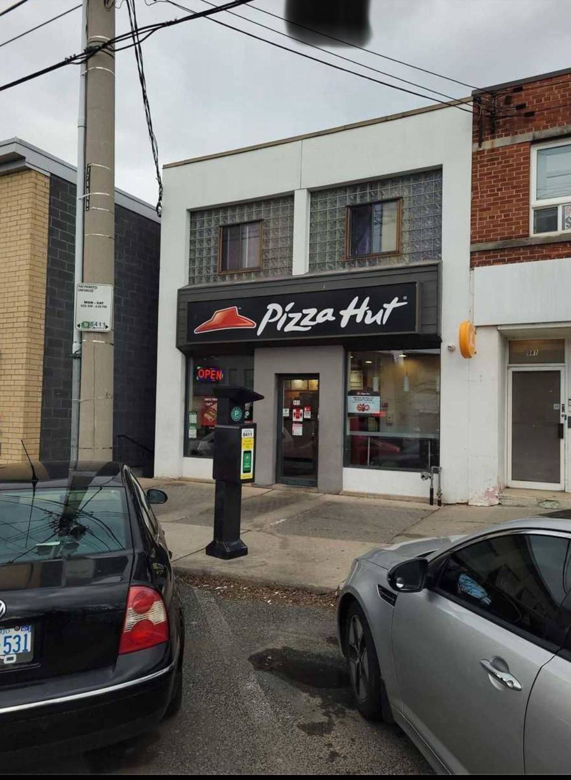 Toronto E03, ON M4C 3G4,985 Coxwell AVE #1 B