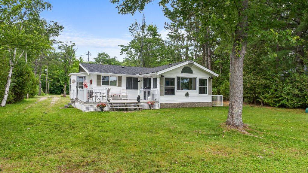 Kawartha Lakes, ON K0M 2B0,212 North Shore RD