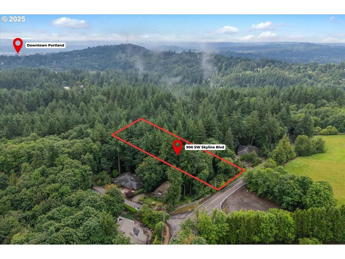 Portland, OR 97221,906 SW SKYLINE BLVD
