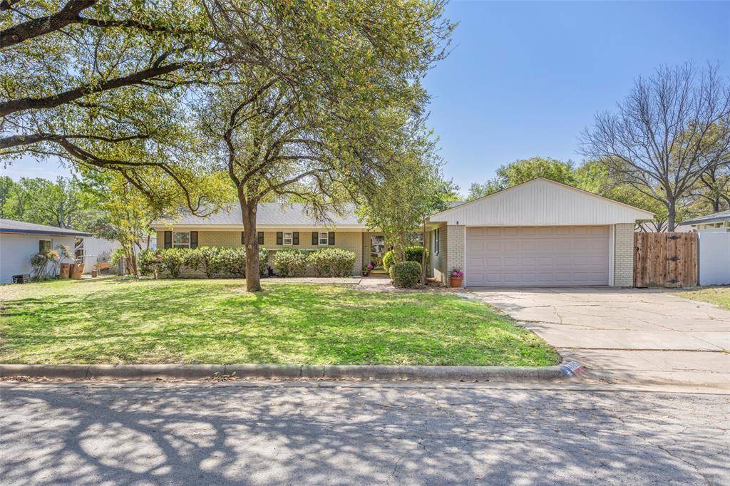 Fort Worth, TX 76109,4109 Bilglade Road
