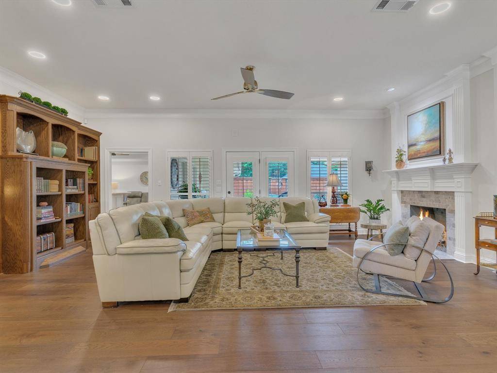 Fort Worth, TX 76116,6321 Fershaw Place