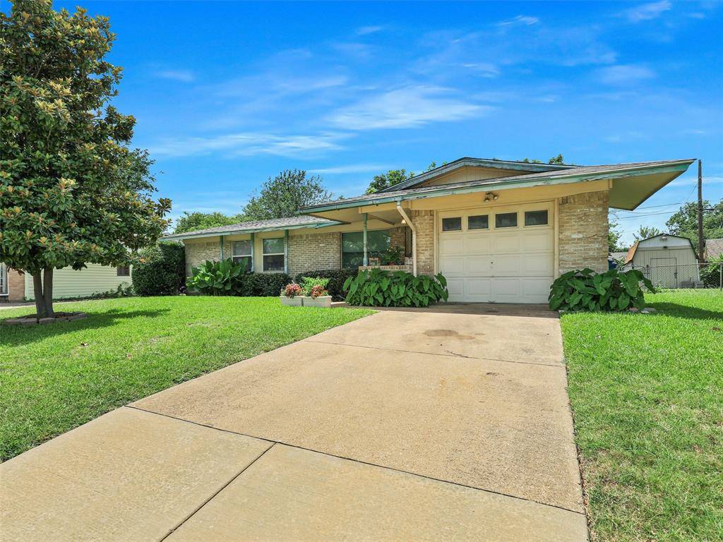Carrollton, TX 75006,2407 Towerwood Drive