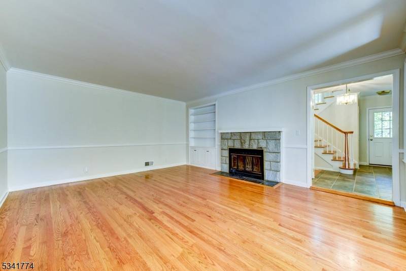 Kinnelon Boro, NJ 07405,43 Brush Hill Rd