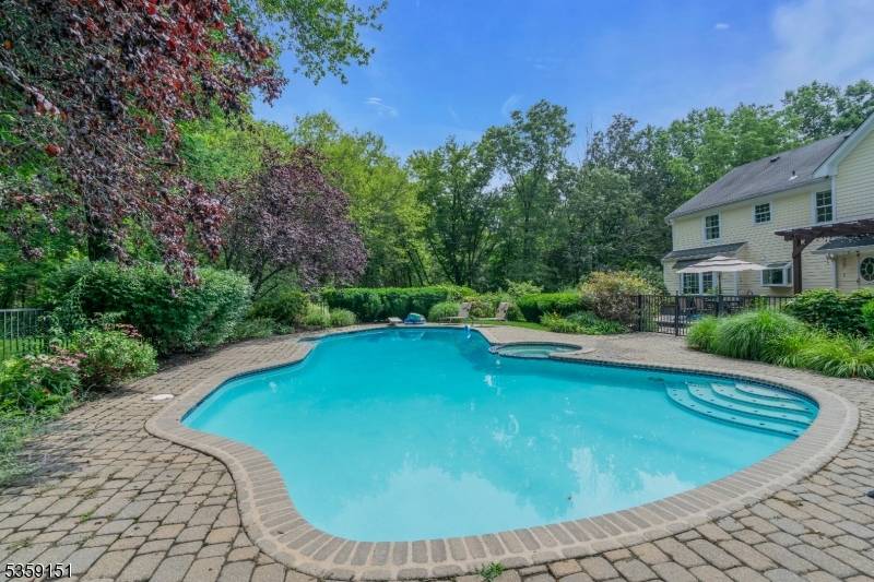 Montgomery Twp., NJ 08558,60 Dogwood Ln