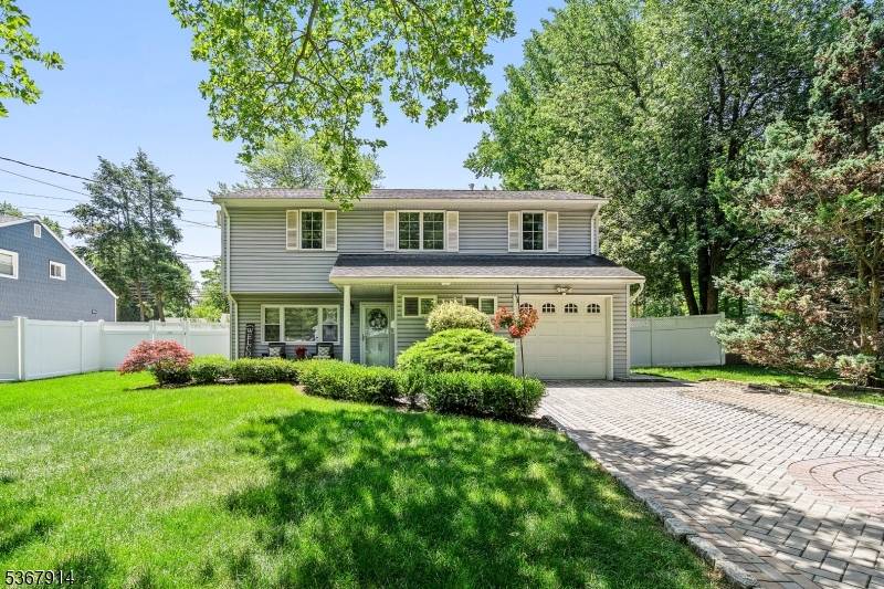 Fanwood Boro, NJ 07023,64 Locust Ave