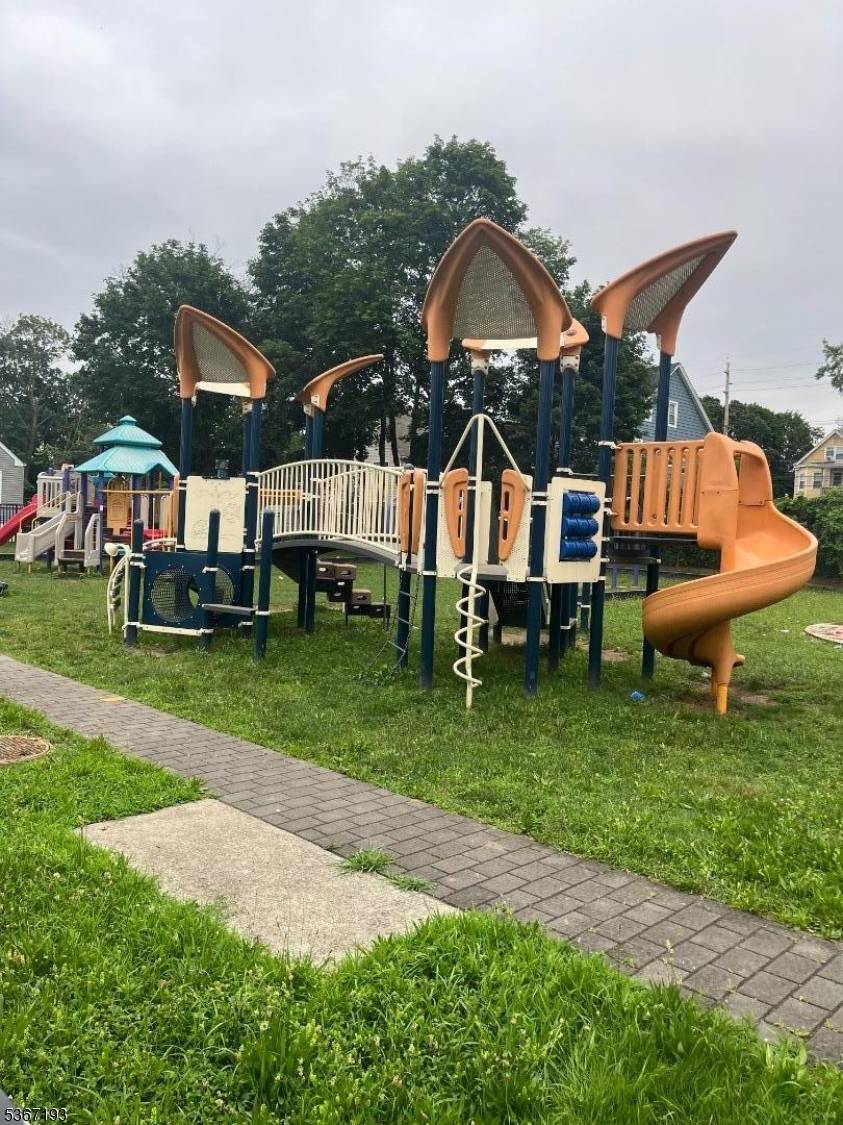 Paterson City, NJ 07522,116 Oxford St