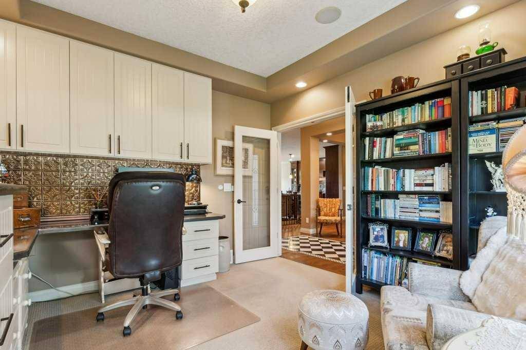 Calgary, AB T3L 0C2,156 Tuscany Ravine HTS NW