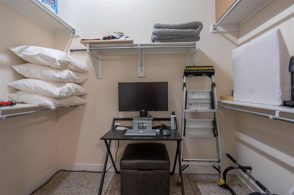 Fort Worth, TX 76102,221 W Lancaster Avenue #9005