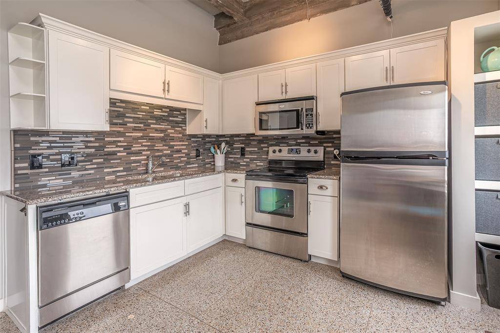 Fort Worth, TX 76102,221 W Lancaster Avenue #9005