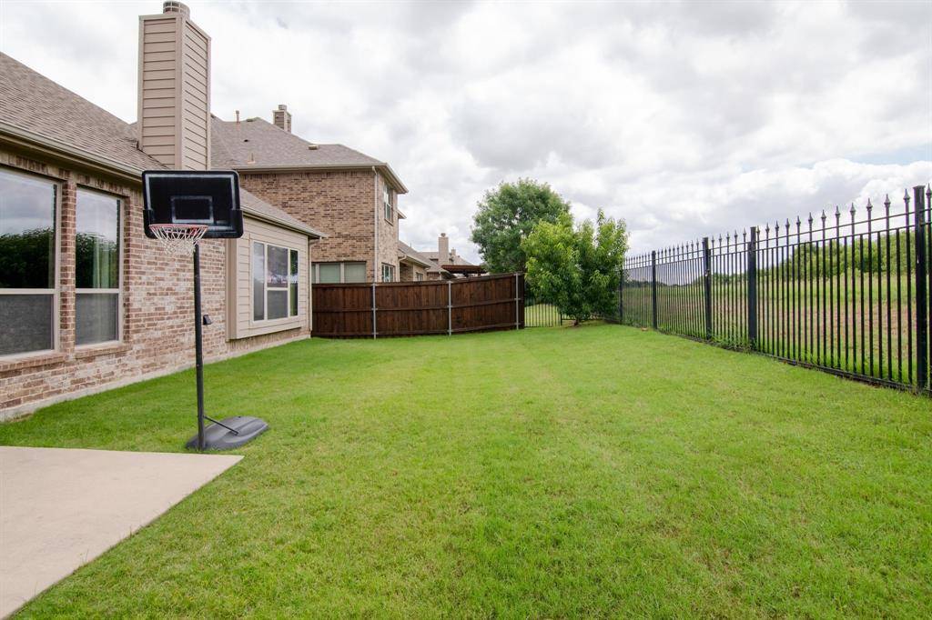 Coppell, TX 75019,905 Snowshill Trail