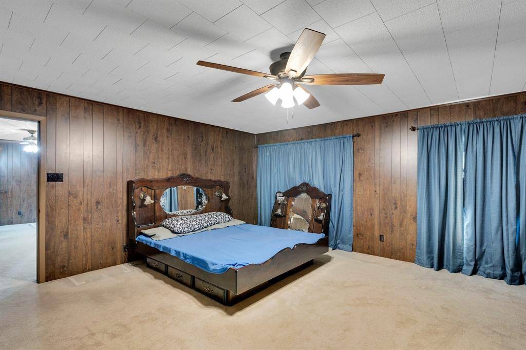 Waxahachie, TX 75167,933 El Camino Road