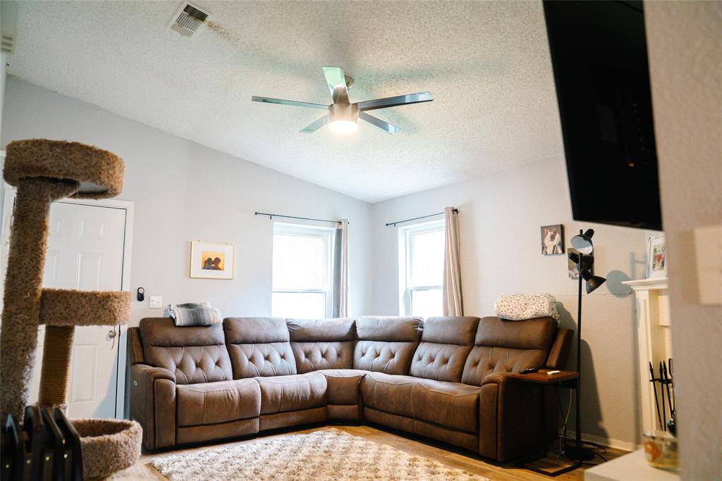 Burleson, TX 76028,808 Hollow Creek Road