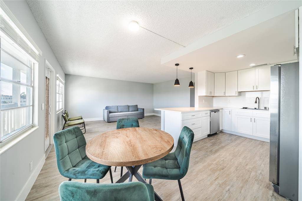 Boca Raton, FL 33434,4025 Yarmouth B #4025