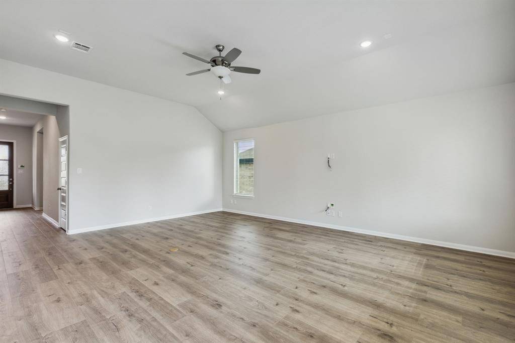 Van Alstyne, TX 75495,1422 Golden Meadow Drive