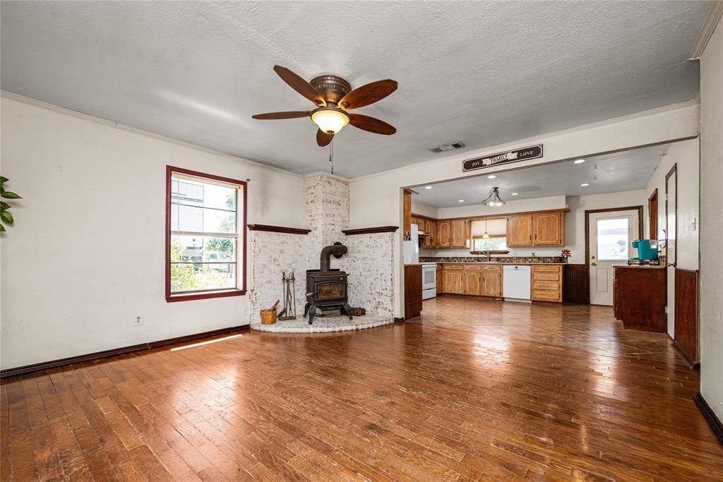 Kemp, TX 75143,7300 County Road 4023