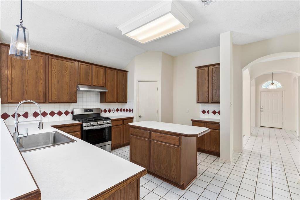 Mckinney, TX 75070,5200 China Berry Drive