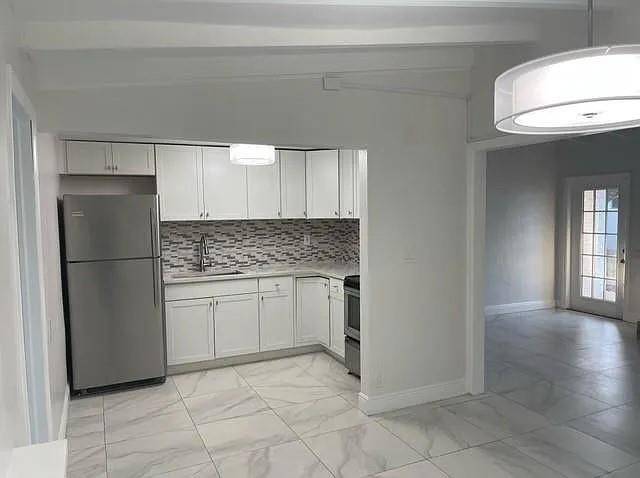 Wilton Manors, FL 33305,[StreetName,UnitNumber,StreetNumber,StreetDirPrefix]