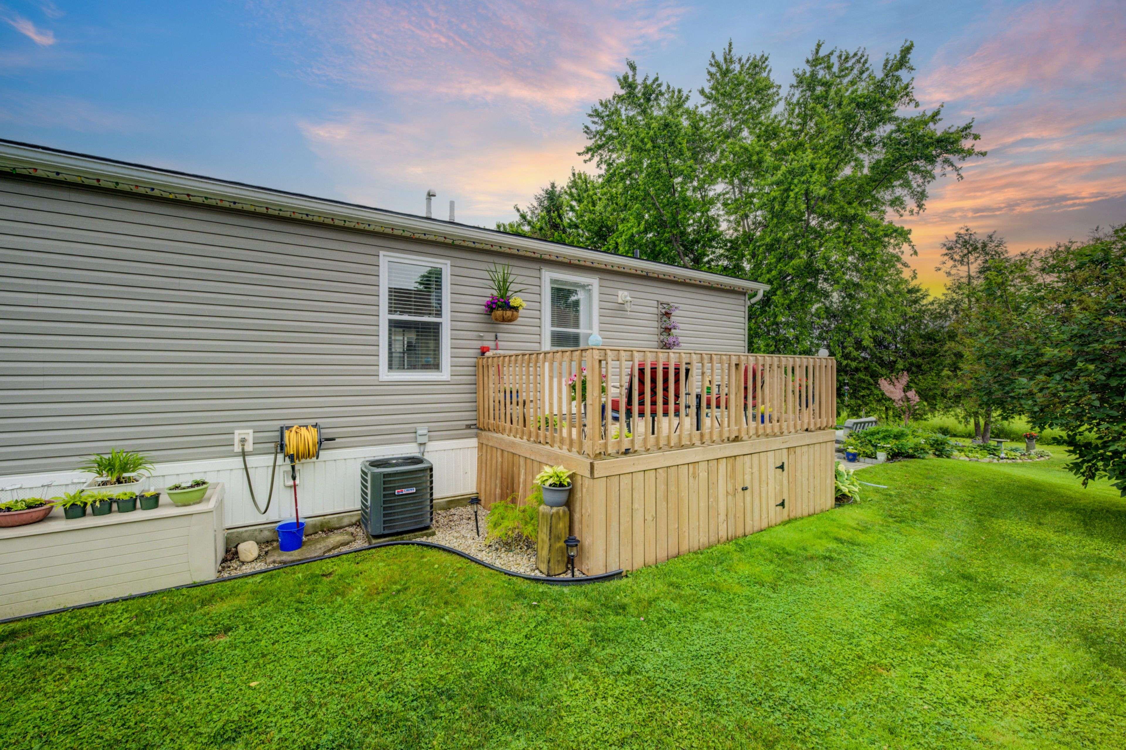 North Perth, ON N4W 3G8,112 MEADOWVIEW LN