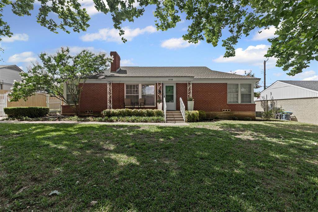 Fort Worth, TX 76109,3516 Rogers Avenue