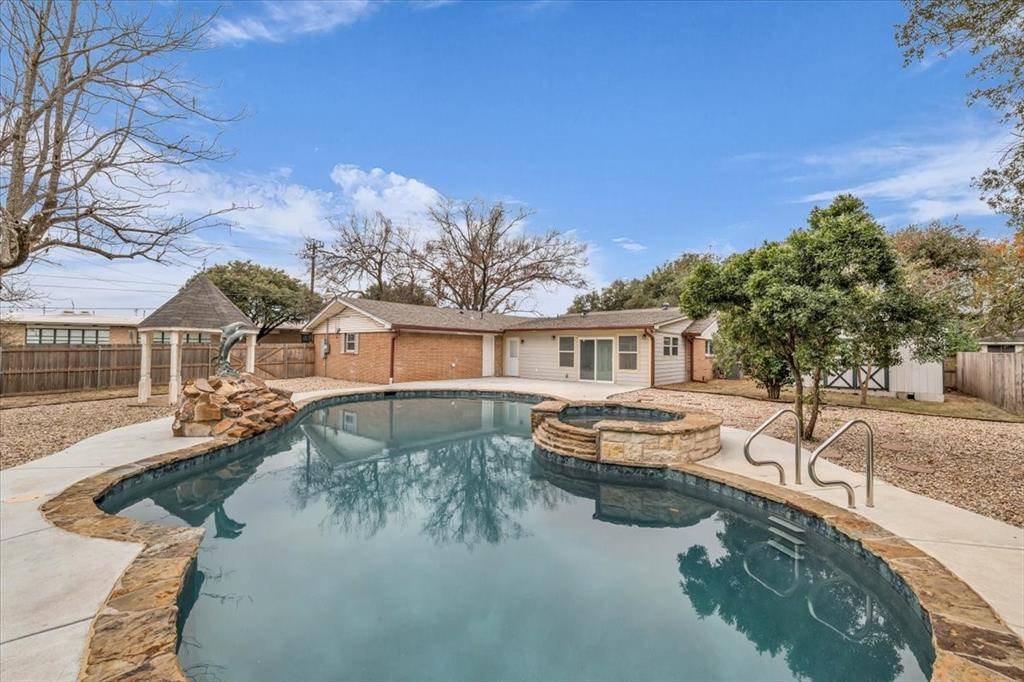 Waco, TX 76710,2217 Carolinda Drive