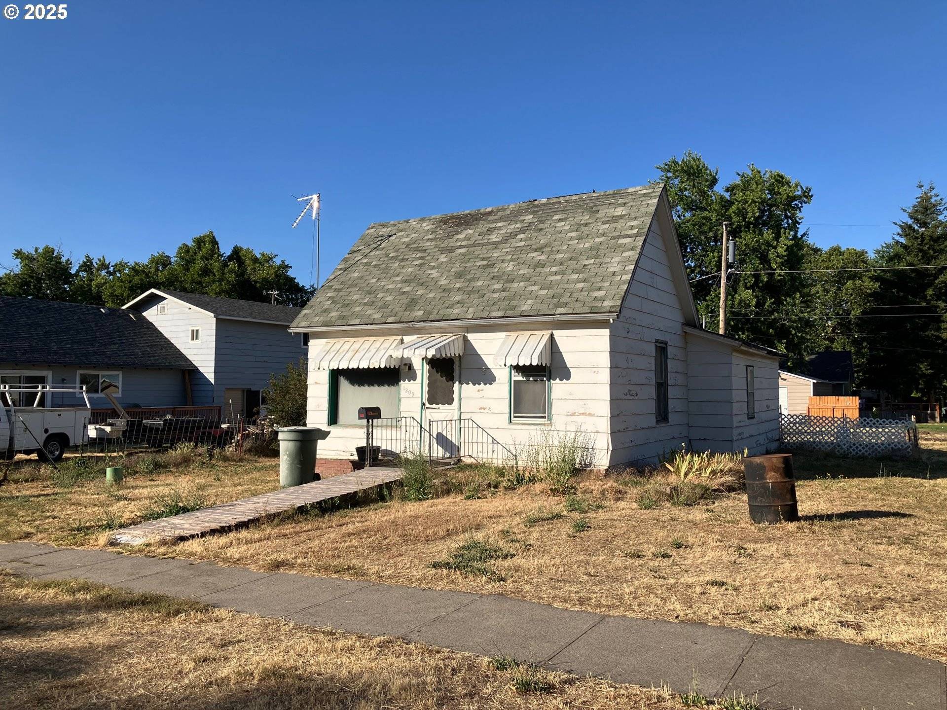 Milton Freewater, OR 97862,1209 CHESTNUT ST