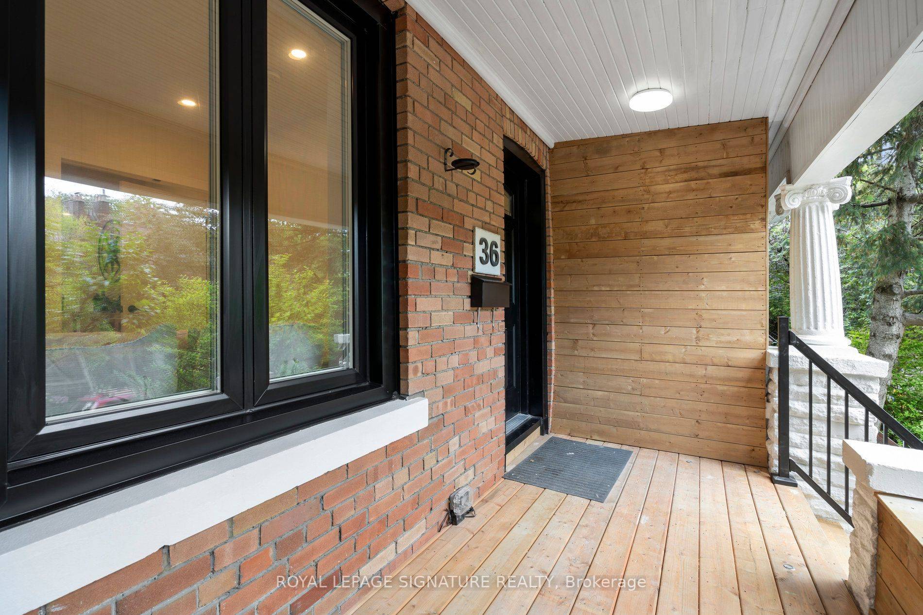 Toronto E01, ON M4K 1J3,36 Tennis CRES #Main
