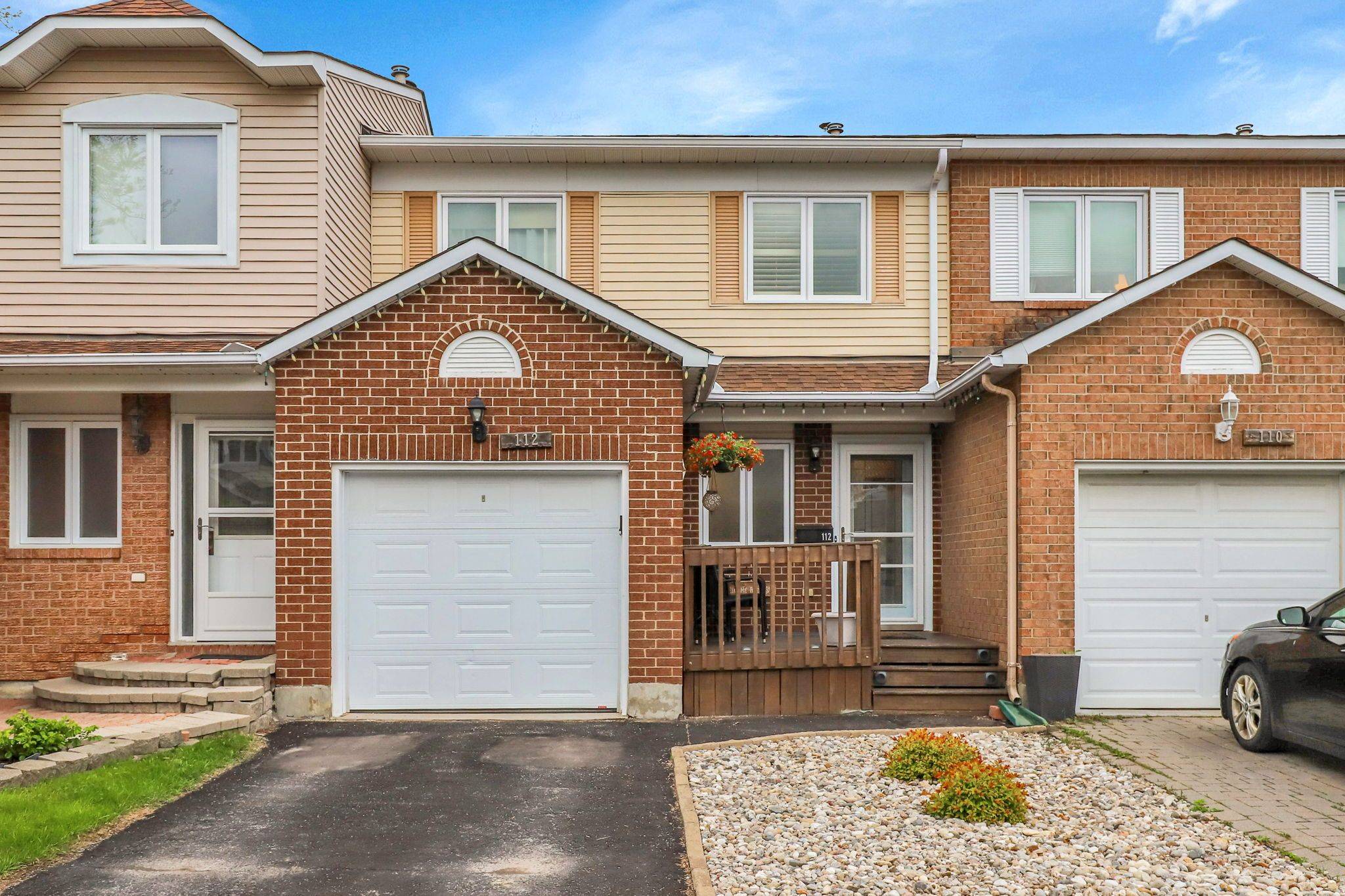 Orleans - Cumberland And Area, ON K1E 3V9,112 CLAIBORNE WAY