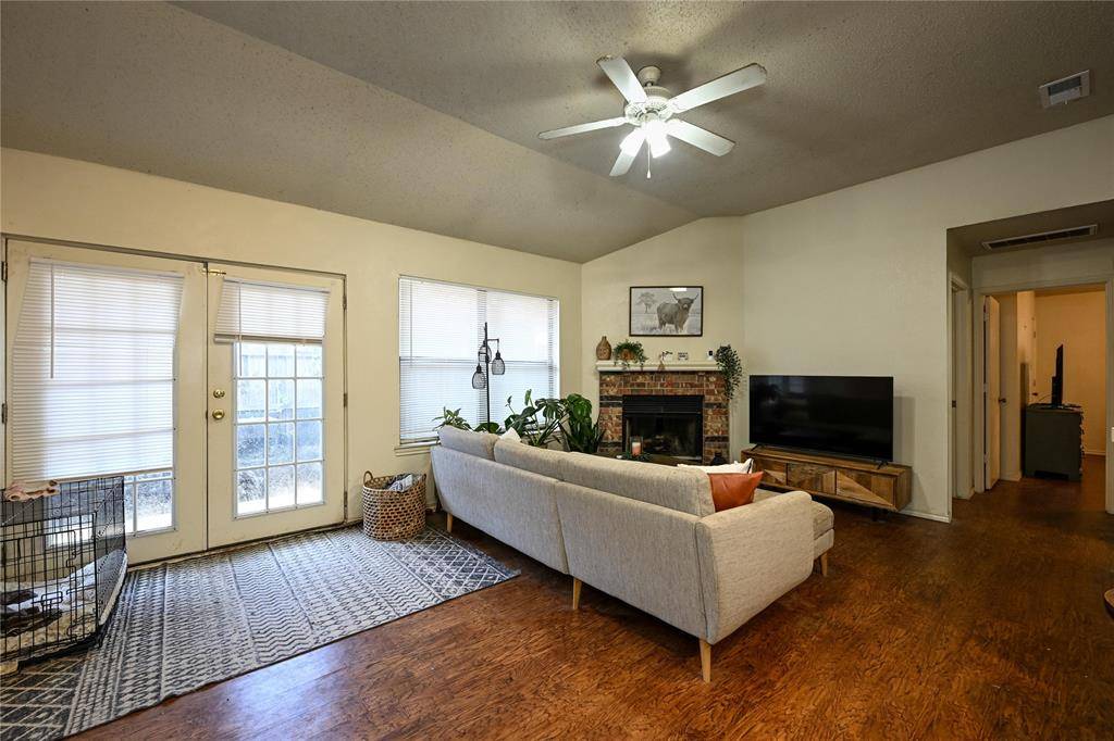 Denton, TX 76209,1113-1115 Bayfield Drive