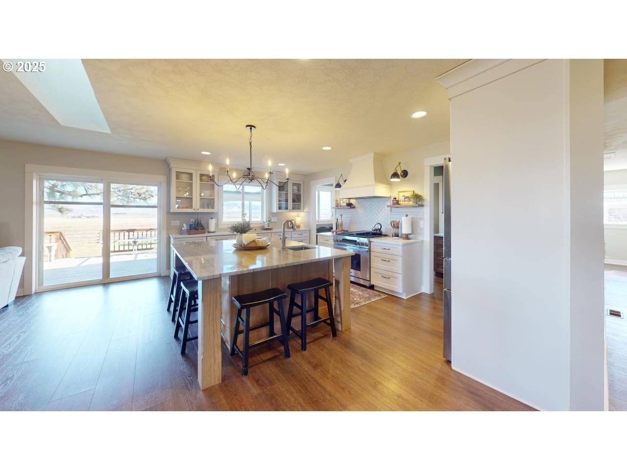 La Grande, OR 97850,64264 MOUNT GLEN RD