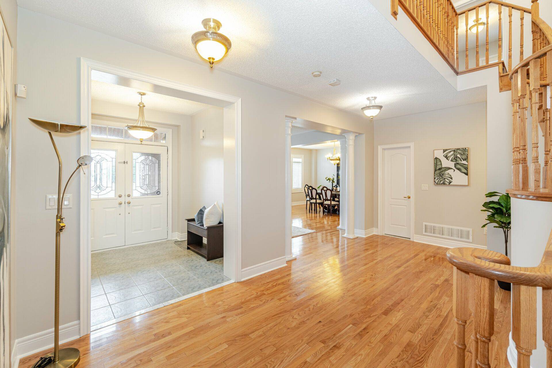 Brampton, ON L6Y 5K7,32 Radial ST