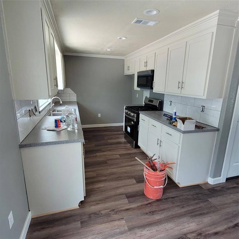 River Oaks, TX 76114,1721 Hillside Drive