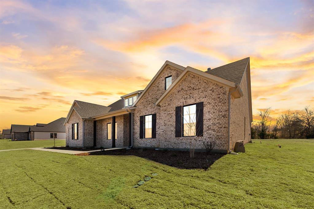 Van Alstyne, TX 75495,1040 Julian Drive
