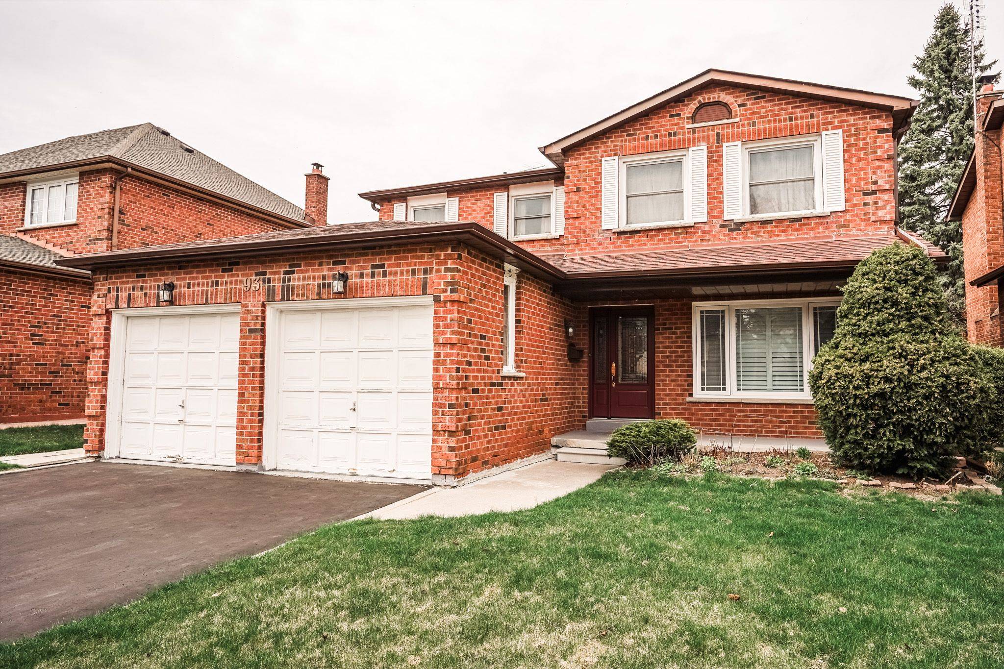 Toronto E10, ON M1C 4B7,93 GLENTHORNE DR #Basement