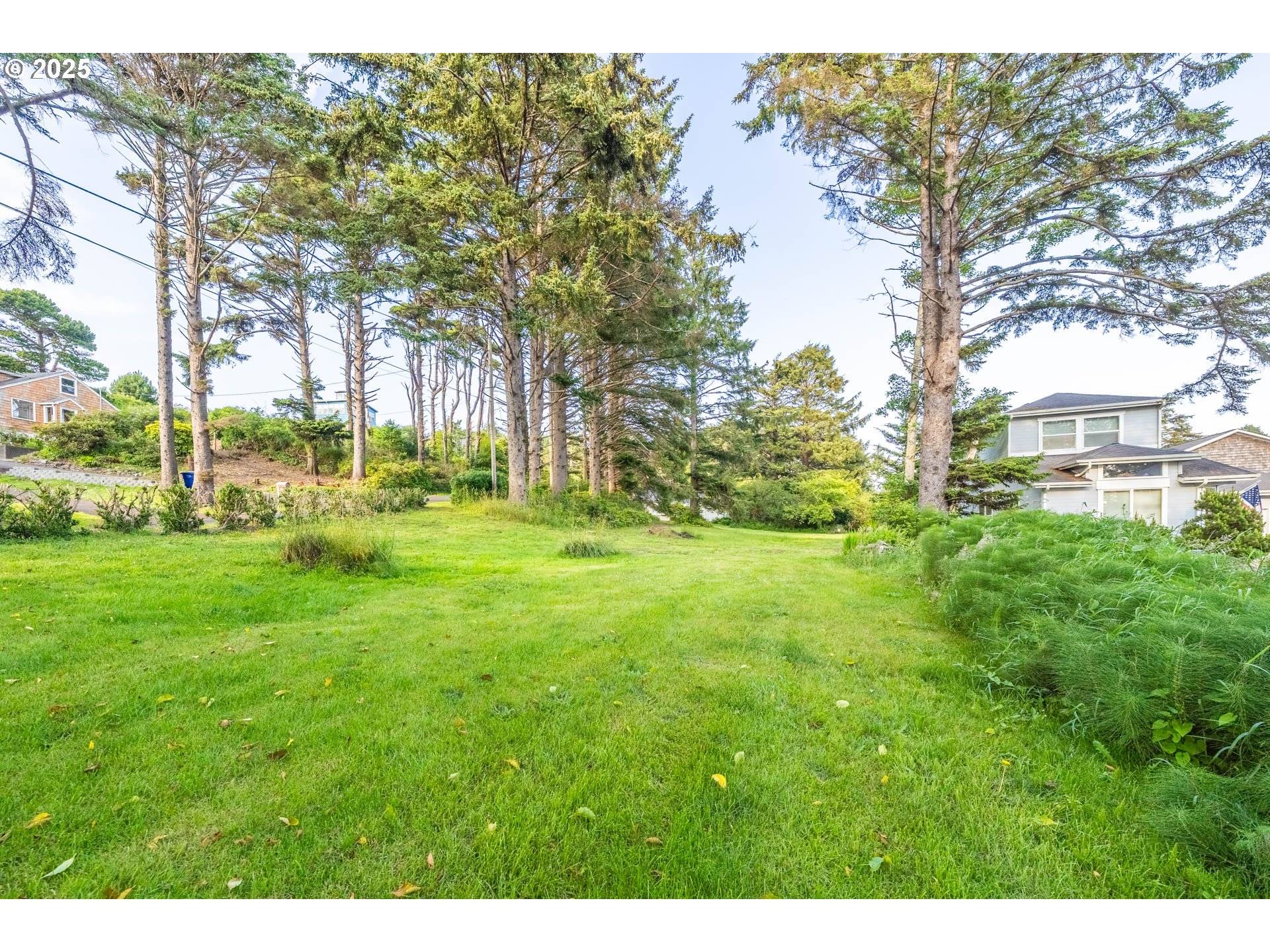 Lincoln City, OR 97367,1756 NW 35TH PL