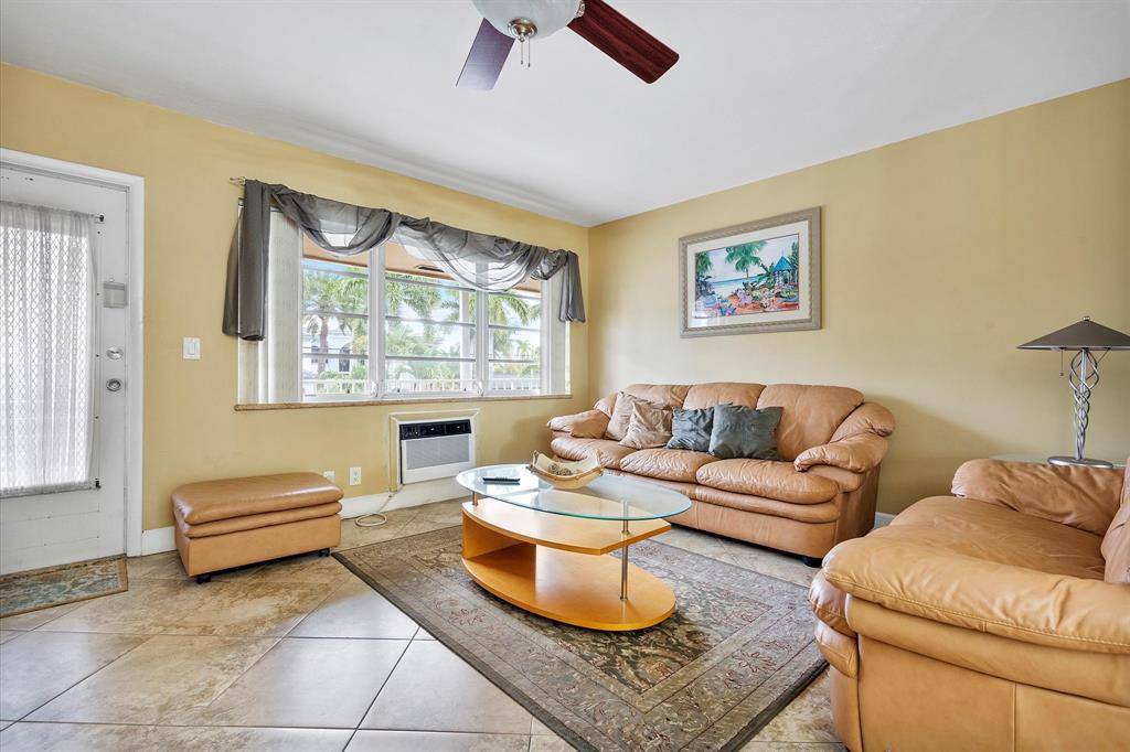 Hallandale Beach, FL 33009,[StreetName,UnitNumber,StreetNumber,StreetDirPrefix]