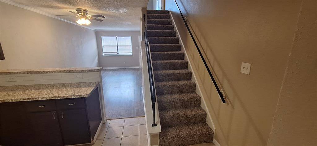 Arlington, TX 76011,805 N Oak Street #103