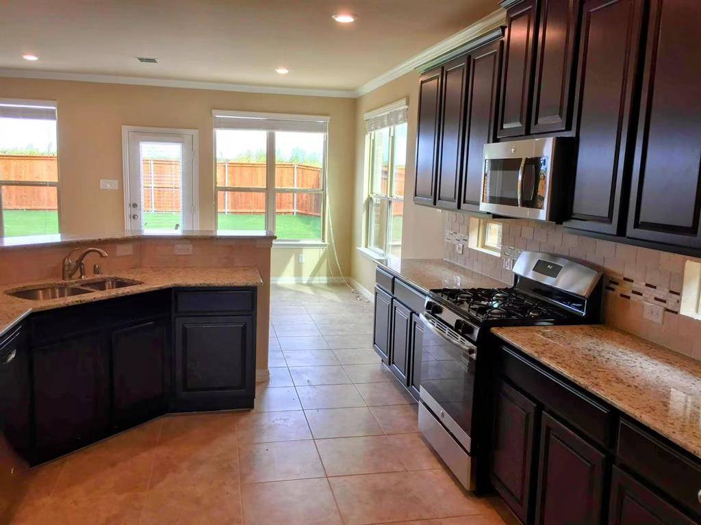 Prosper, TX 75078,2316 Grant Park Way