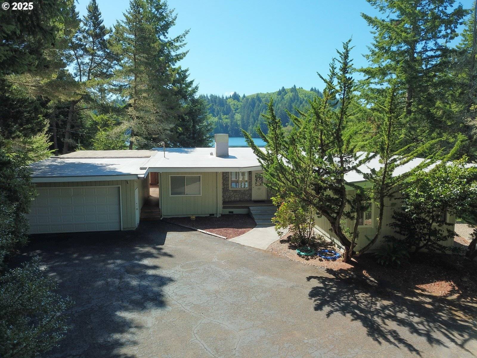 Florence, OR 97439,5784 MARTIN RD