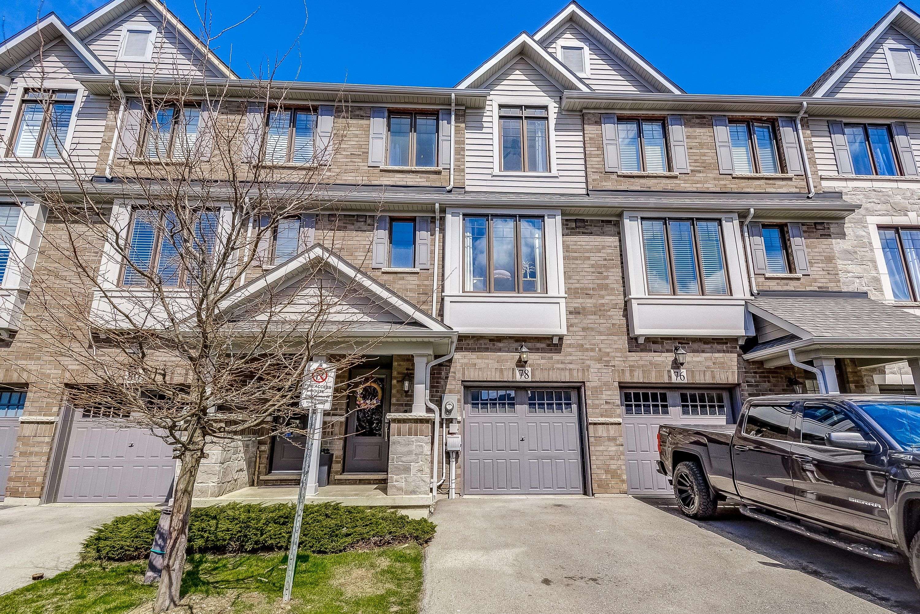 Grimsby, ON L3M 0H2,78 Esplanade LN