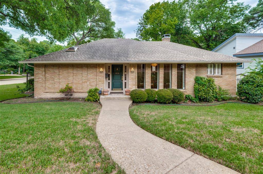 Dallas, TX 75228,8220 Coolgreene Drive