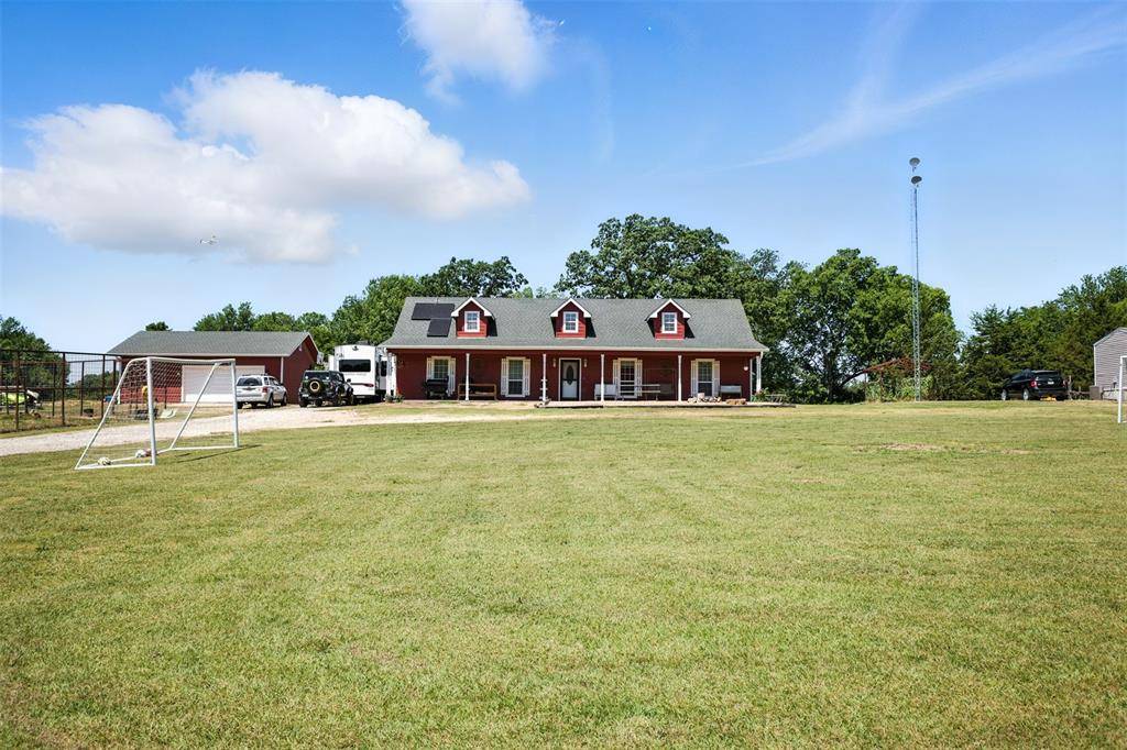 Bonham, TX 75418,3823 State Highway 11