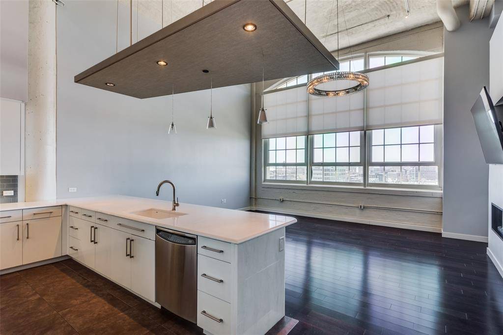 Fort Worth, TX 76107,2600 W 7th Street #1827