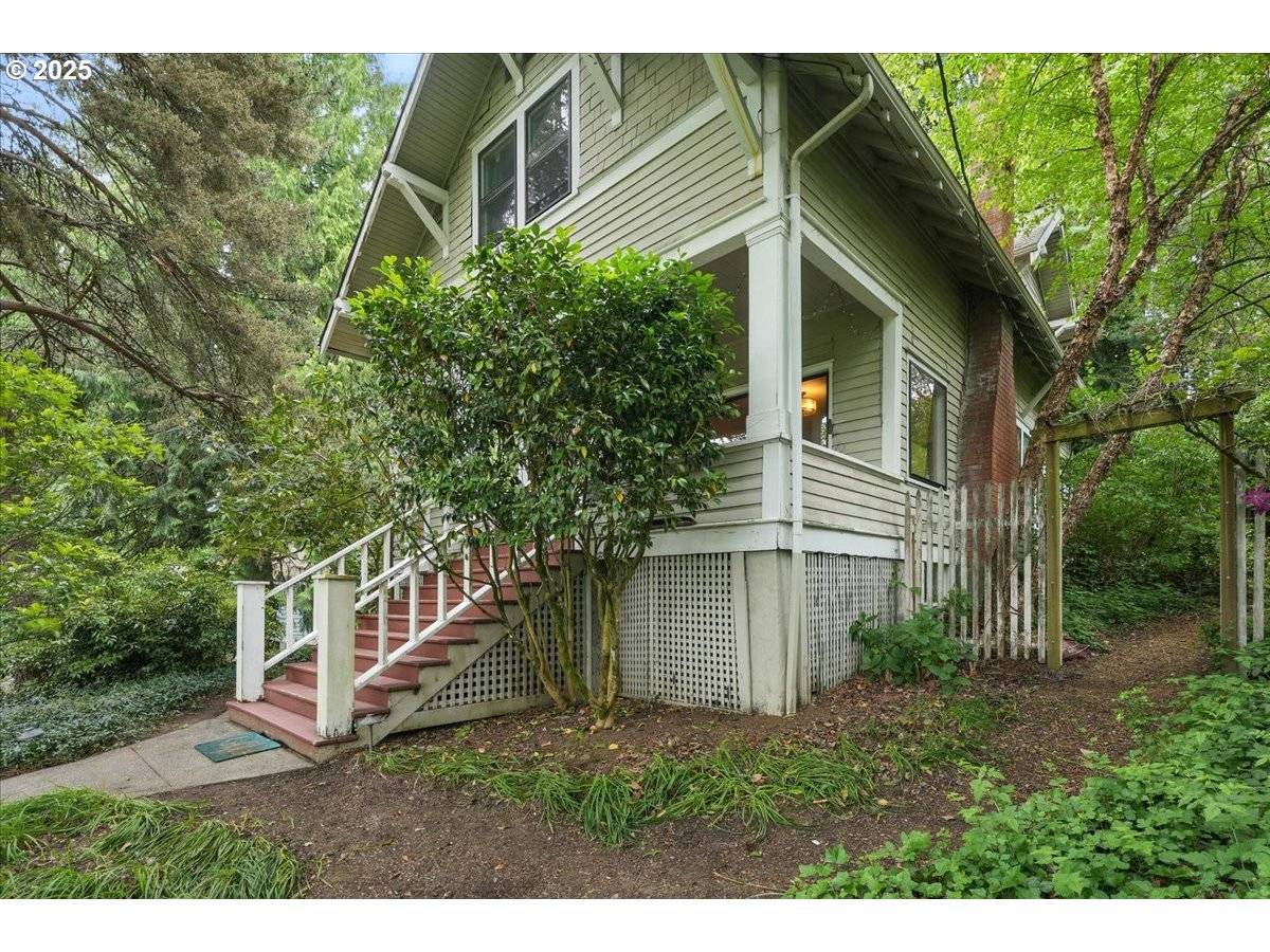 Portland, OR 97239,2824 SW ILLINOIS ST