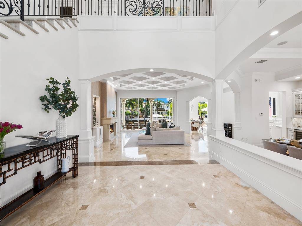 Lighthouse Point, FL 33064,2520 NE 31st Ct